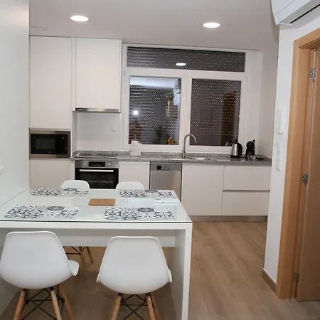 Turisticos Chans Do Carrasco S L U 公寓 图伊