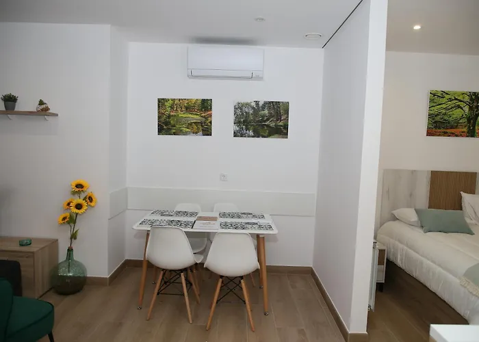 Turisticos Chans Do Carrasco S L U * Tui