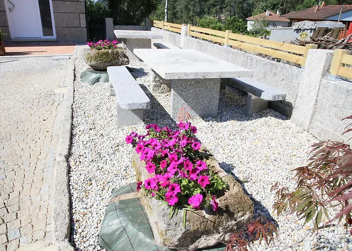 Turisticos Chans Do Carrasco S L U شقة توي